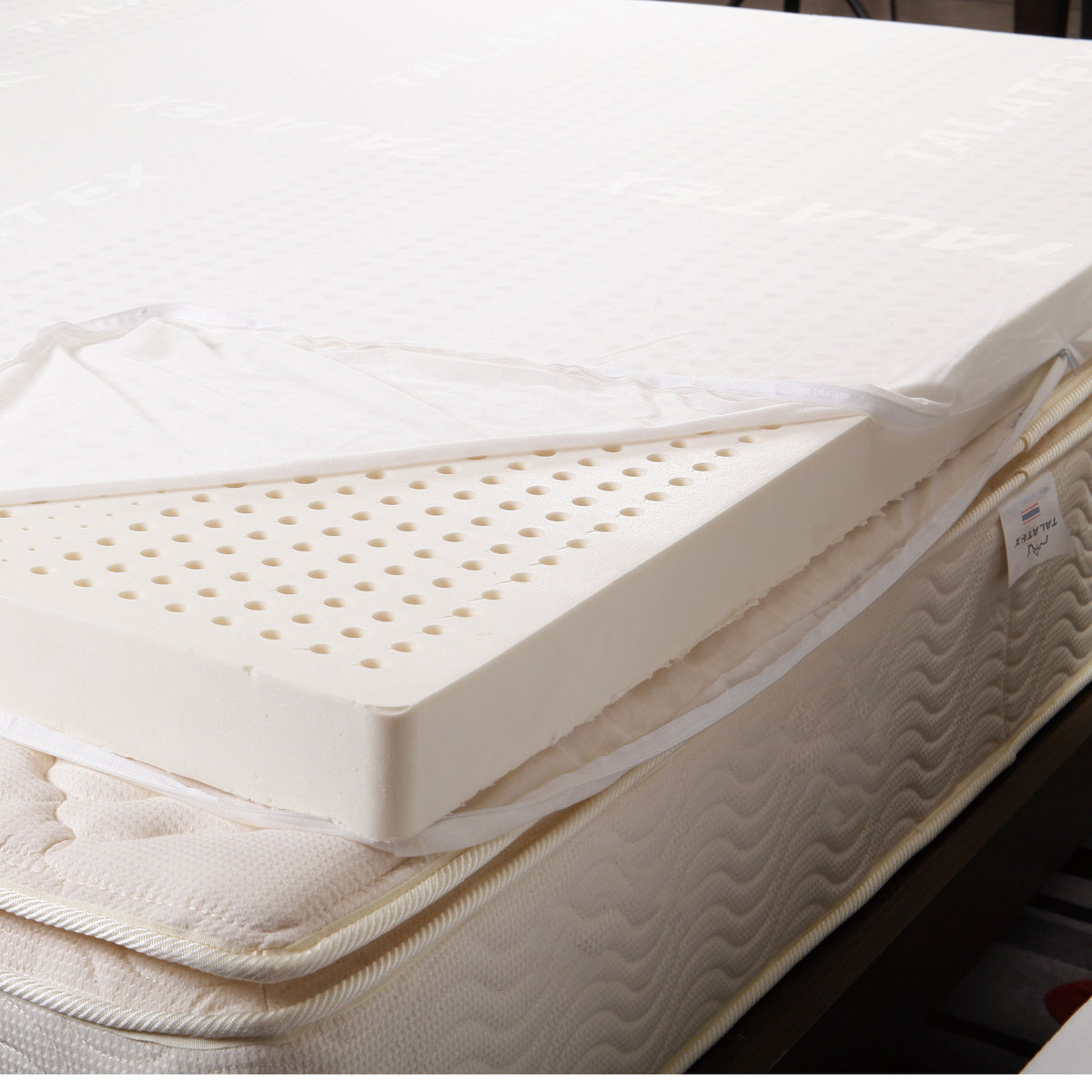 Premium Latex Mattress Topper | Supportive & Soft Balance